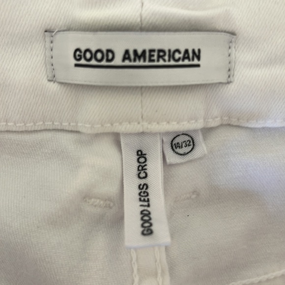 Good American Good Legs Crop | White | Size 14 (32) - Picture 7 of 10